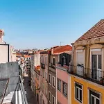 Sunshine Madragoa * Lisbon