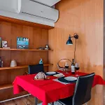 Sunshine Madragoa Apartment Lisbon