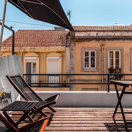 Sunshine Madragoa Apartment Lisbon